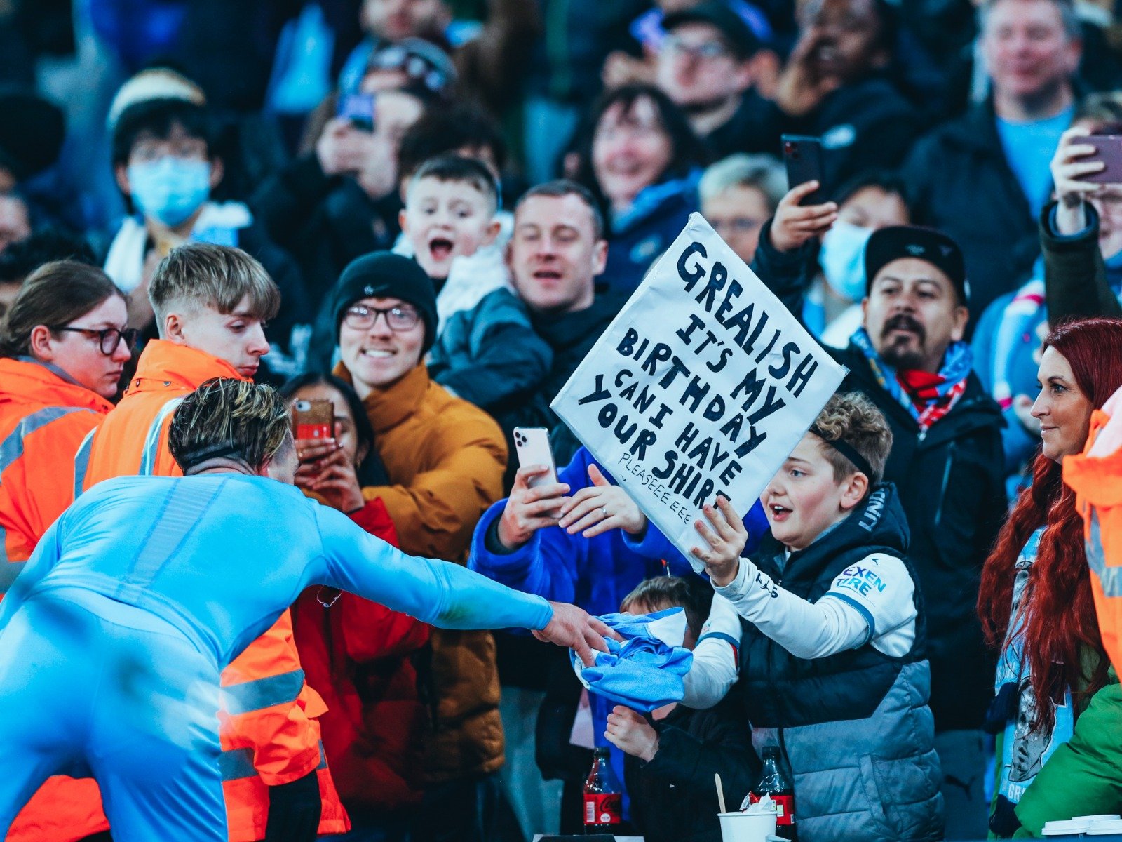 的表现而成 的表现而成